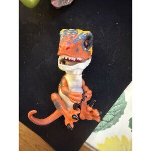 Fingerlings Untamed Fury Raptor Interactive Electronic Pet Dinosaur 2017